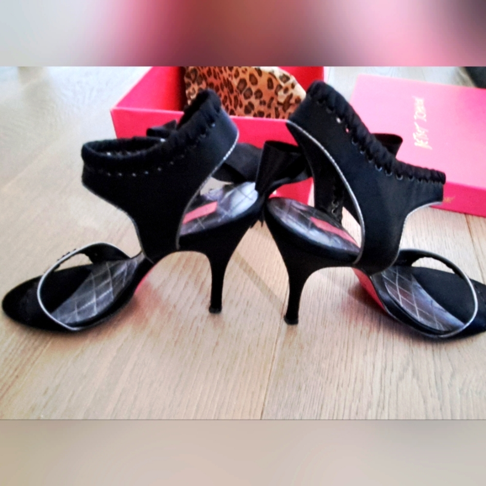 Vintage Betsy Johnson Black Tie Sandals - Picture 2 of 8